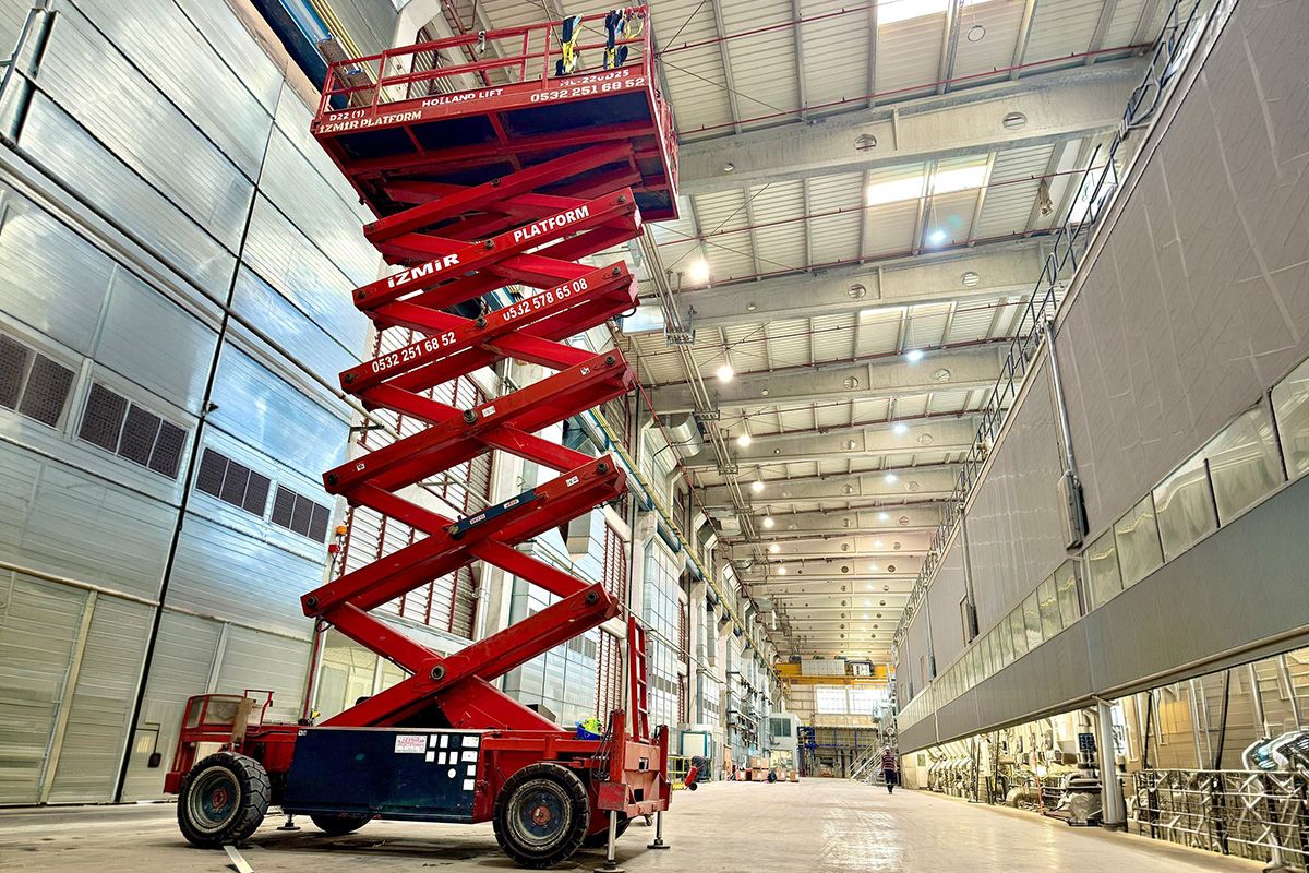 İtop Sanayi Sitesi Manlift Kiralama foto1 İtop Sanayi Sitesi Manlift Kiralama fotoğraf 1